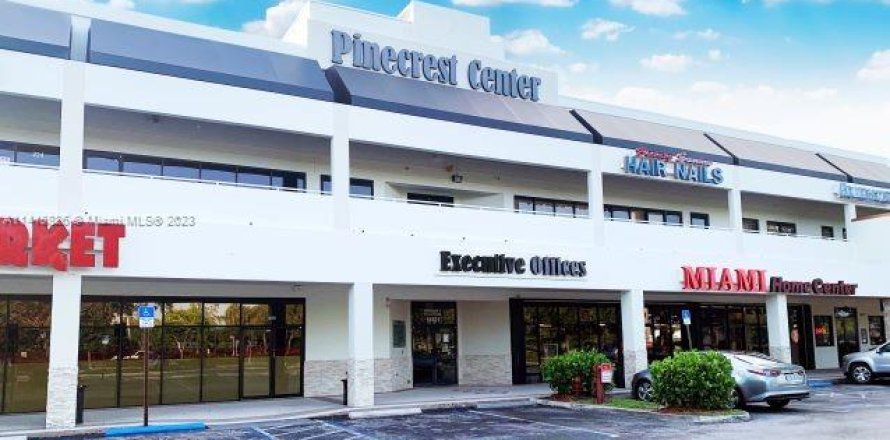 Oficina en Pinecrest, Florida № 1011957