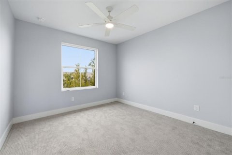 Touwnhouse à louer à Tampa, Floride: 4 chambres, 230.4 m2 № 2120483 - photo 6