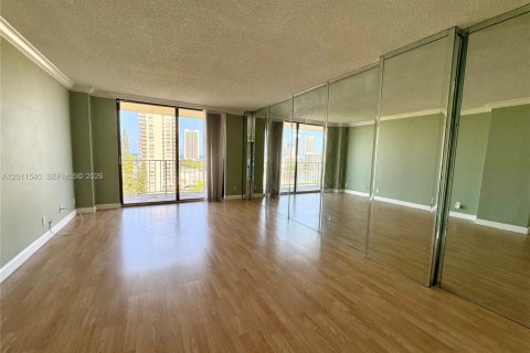 Condominio en venta en Sunny Isles Beach, Florida, 2 dormitorios, 115.2 m2 № 2075325 - foto 18