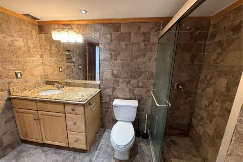 Condo in Sunny Isles Beach, Florida, 2 bedrooms  № 2089821 - photo 11