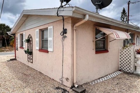 House in Holiday, Florida 2 bedrooms, 86.96 sq.m. № 1675797 - photo 15