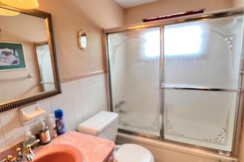 House in Holiday, Florida 2 bedrooms, 86.96 sq.m. № 1675797 - photo 6