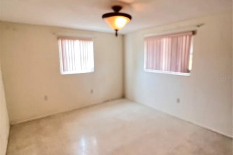 House in Holiday, Florida 2 bedrooms, 86.96 sq.m. № 1675797 - photo 12