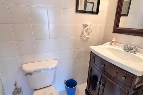 House in Holiday, Florida 2 bedrooms, 86.96 sq.m. № 1675797 - photo 8