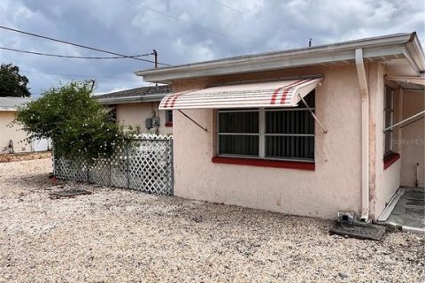 House in Holiday, Florida 2 bedrooms, 86.96 sq.m. № 1675797 - photo 5