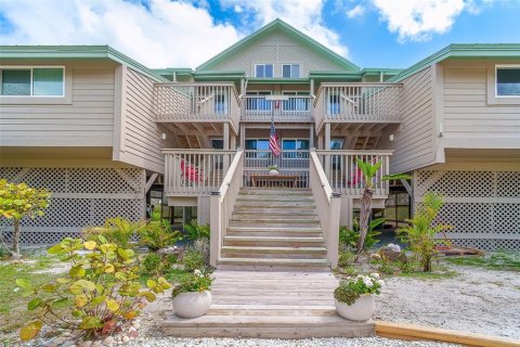 Condo in Placida, Florida, 1 bedroom  № 2142947 - photo 2