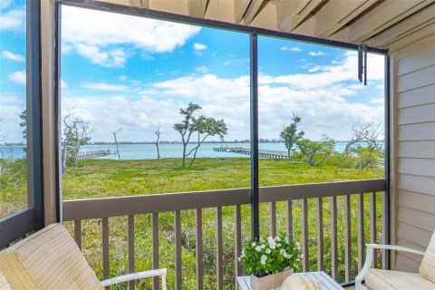 Condo in Placida, Florida, 1 bedroom № 2142947