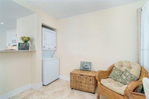 Condo in Placida, Florida, 1 bedroom  № 2142947 - photo 13