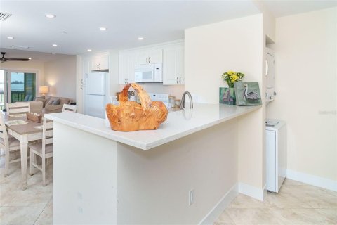 Condo in Placida, Florida, 1 bedroom  № 2142947 - photo 12