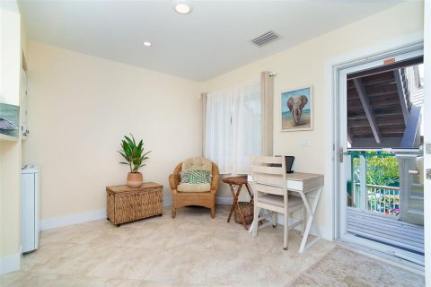 Condo in Placida, Florida, 1 bedroom  № 2142947 - photo 14