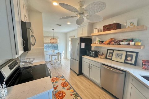 Casa en alquiler en Palm Coast, Florida, 3 dormitorios, 199.37 m2 № 1674032 - foto 11