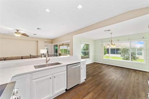 House in Summerfield, Florida 2 bedrooms, 146.32 sq.m. № 2220616 - photo 14