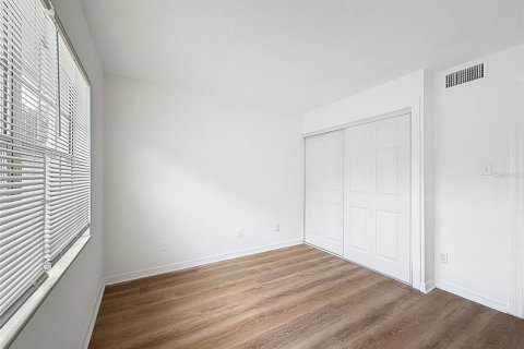 Condo in New Port Richey, Florida, 2 bedrooms  № 1789838 - photo 21