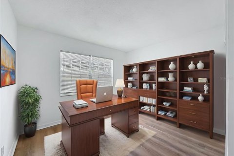 Condo in New Port Richey, Florida, 2 bedrooms  № 1789838 - photo 19