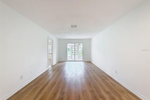 Condo in New Port Richey, Florida, 2 bedrooms  № 1789838 - photo 28