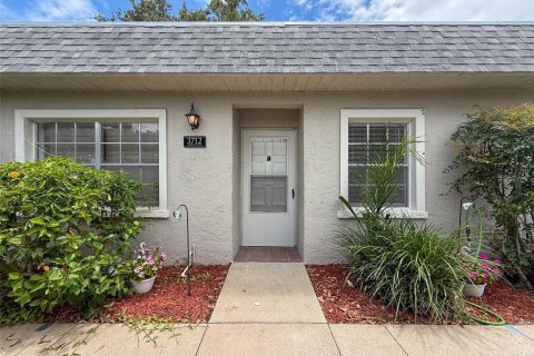 Condo in New Port Richey, Florida, 2 bedrooms  № 1789838 - photo 2