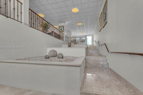 Copropriété à vendre à Fort Lauderdale, Floride: 2 chambres, 111.48 m2 № 1932188 - photo 22