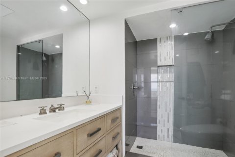 Copropriété à vendre à Fort Lauderdale, Floride: 2 chambres, 111.48 m2 № 1932188 - photo 11