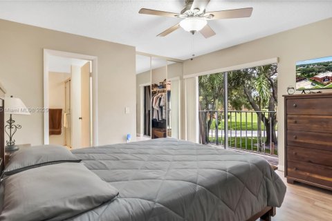 Townhouse in West Palm Beach, Florida 2 bedrooms, 114.83 sq.m. № 1830893 - photo 18