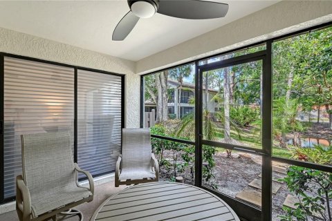 Copropriété à vendre à Sarasota, Floride: 2 chambres, 99.68 m2 № 2403526 - photo 13