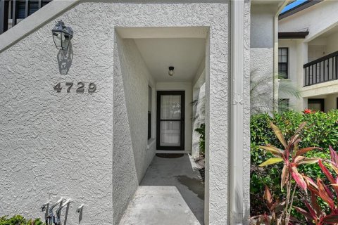 Copropriété à vendre à Sarasota, Floride: 2 chambres, 99.68 m2 № 2403526 - photo 5