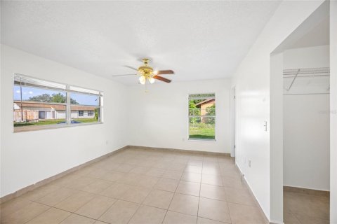 House in Kissimmee, Florida 3 bedrooms, 116.31 sq.m. № 2217097 - photo 14