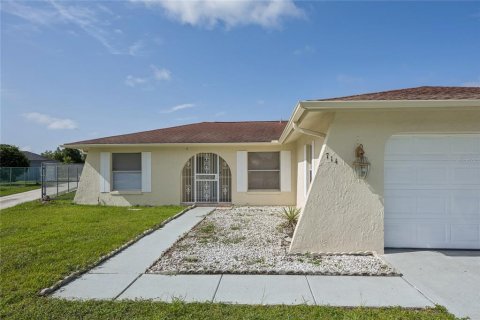 House in Kissimmee, Florida 3 bedrooms, 116.31 sq.m. № 2217097 - photo 3
