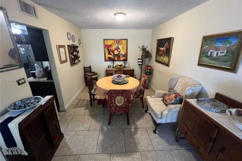 Купить кондоминиум в Майами, Флорида 2 спальни, 123.56м2, № 2010997 - фото 16