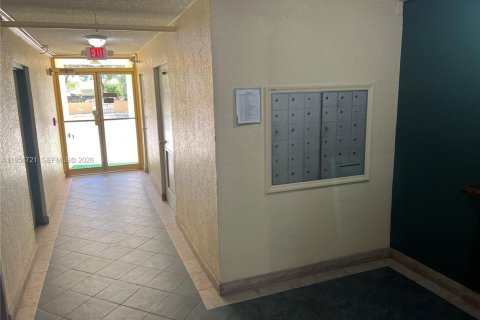 Купить кондоминиум в Майами, Флорида 2 спальни, 123.56м2, № 2010997 - фото 8