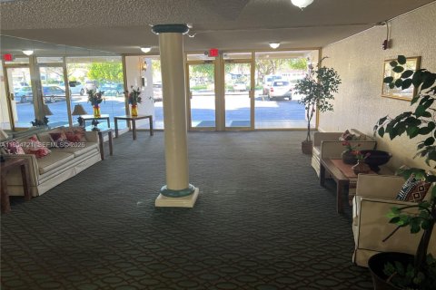 Купить кондоминиум в Майами, Флорида 2 спальни, 123.56м2, № 2010997 - фото 7