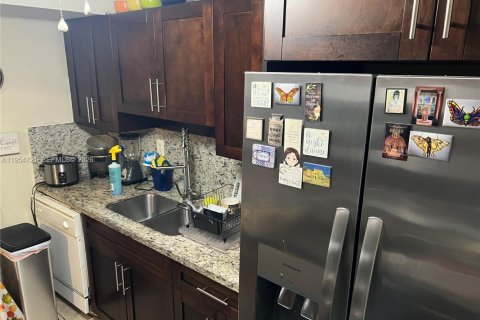 Купить кондоминиум в Майами, Флорида 2 спальни, 123.56м2, № 2010997 - фото 22