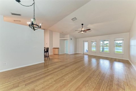 Casa en venta en Parrish, Florida, 4 dormitorios, 166.48 m2 № 1844669 - foto 4