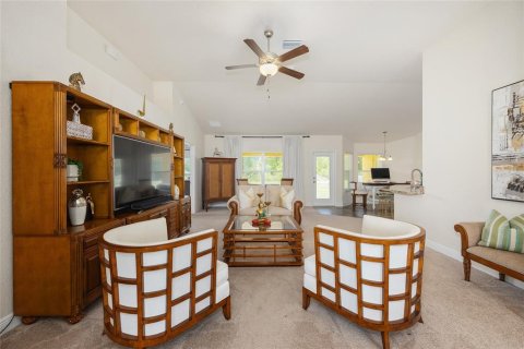 Villa ou maison à vendre à Ocala, Floride: 4 chambres, 215.72 m2 № 1798068 - photo 11