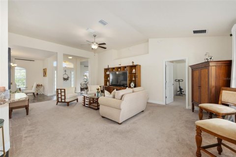 Villa ou maison à vendre à Ocala, Floride: 4 chambres, 215.72 m2 № 1798068 - photo 12