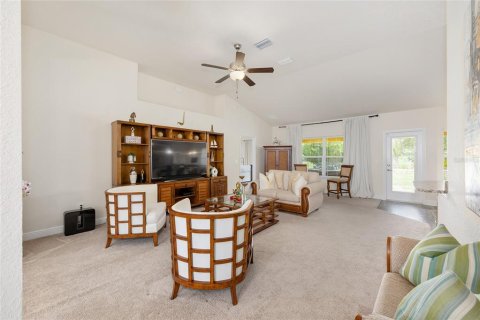 Villa ou maison à vendre à Ocala, Floride: 4 chambres, 215.72 m2 № 1798068 - photo 10
