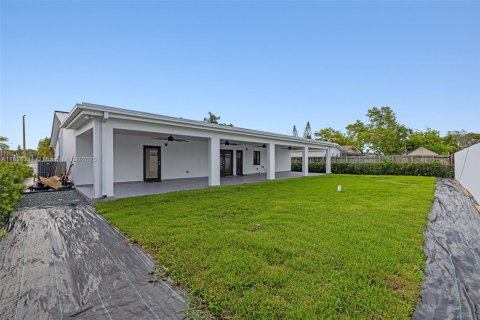 Купить виллу или дом в Майами, Флорида 4 спальни, 215.53м2, № 1814083 - фото 5