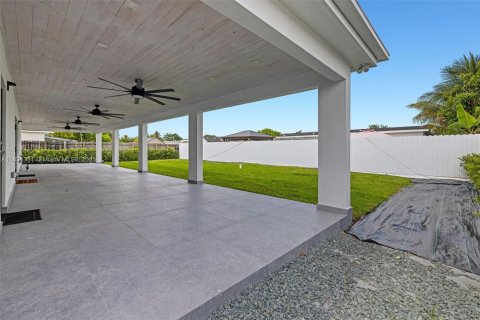Купить виллу или дом в Майами, Флорида 4 спальни, 215.53м2, № 1814083 - фото 6