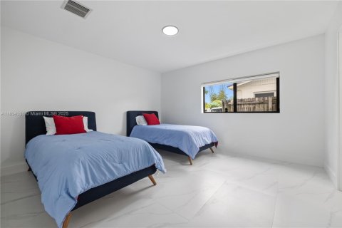 Купить виллу или дом в Майами, Флорида 4 спальни, 215.53м2, № 1814083 - фото 29