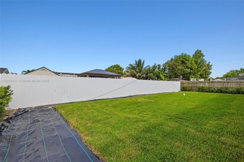 Купить виллу или дом в Майами, Флорида 4 спальни, 215.53м2, № 1814083 - фото 8