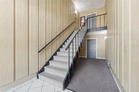 Condo in Winter Park, Florida, 2 bedrooms  № 2208313 - photo 2