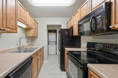 Condo in Winter Park, Florida, 2 bedrooms  № 2208313 - photo 8