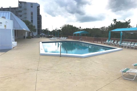 Condo in Aventura, Florida, 1 bedroom  № 1845654 - photo 26