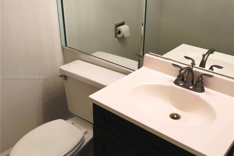 Condo in Aventura, Florida, 1 bedroom  № 1845654 - photo 17