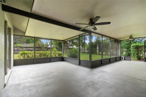 House in Altamonte Springs, Florida 4 bedrooms, 156.17 sq.m. № 1919676 - photo 25