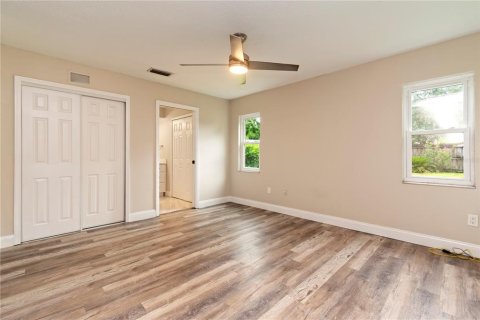 House in Altamonte Springs, Florida 4 bedrooms, 156.17 sq.m. № 1919676 - photo 23