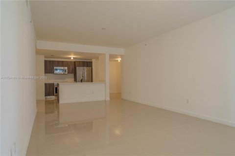 Купить кондоминиум в Майами, Флорида 2 спальни, 116.78м2, № 2020585 - фото 6