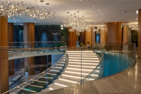 Купить кондоминиум в Майами, Флорида 2 спальни, 116.78м2, № 2020585 - фото 3