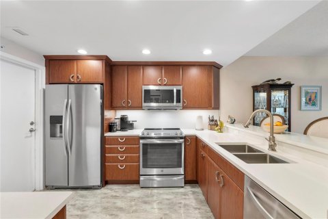 Copropriété à vendre à Lauderdale-by-the-Sea, Floride: 2 chambres, 99.41 m2 № 2082275 - photo 4