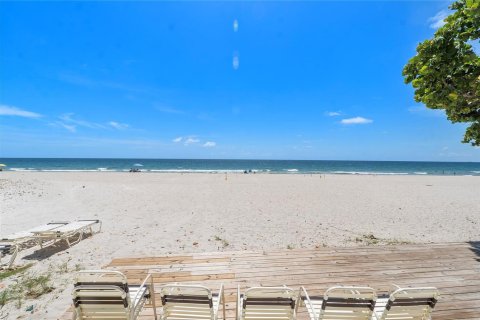Copropriété à vendre à Lauderdale-by-the-Sea, Floride: 2 chambres, 99.41 m2 № 2082275 - photo 29