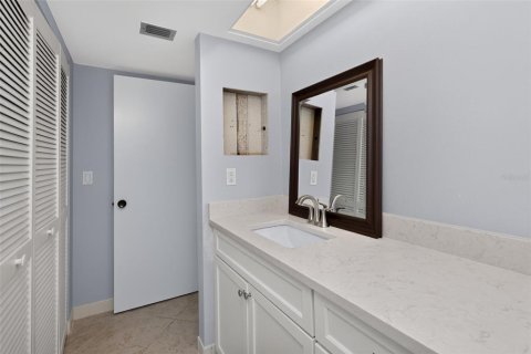 Copropriété à vendre à Tarpon Springs, Floride: 2 chambres, 104.52 m2 № 2220887 - photo 12